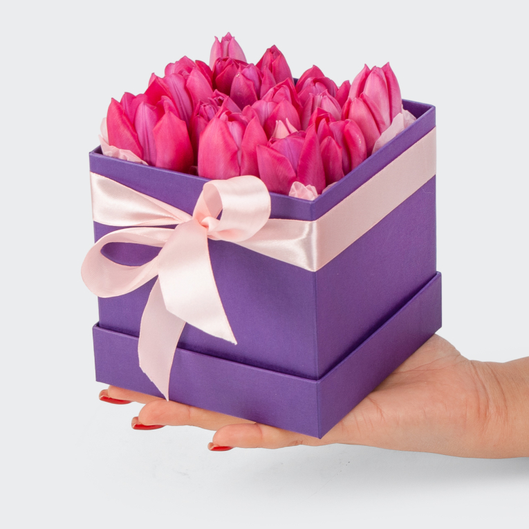 Тюльпаны в коробке Романтика весны