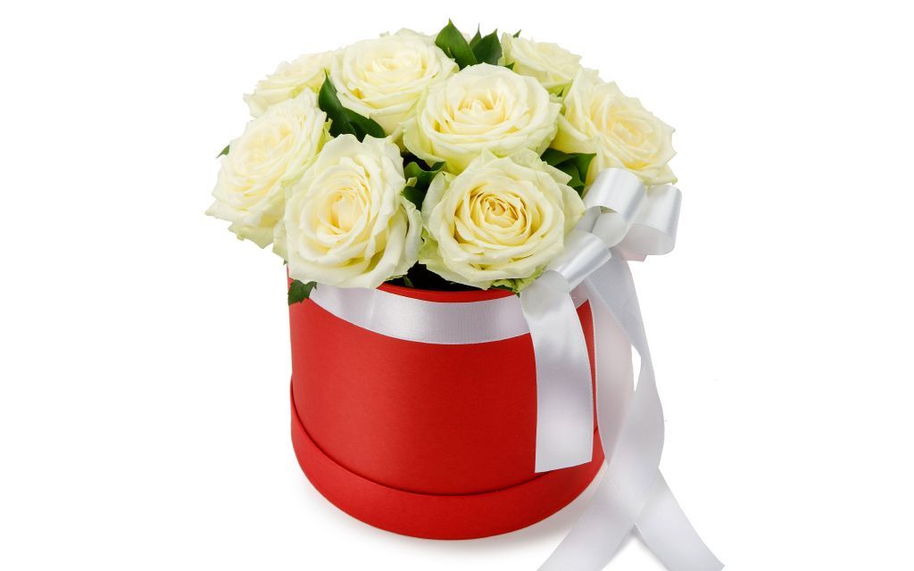 Цветы в коробке 9 роз Мондиаль шляпная коробка розовая 23 х 23 см