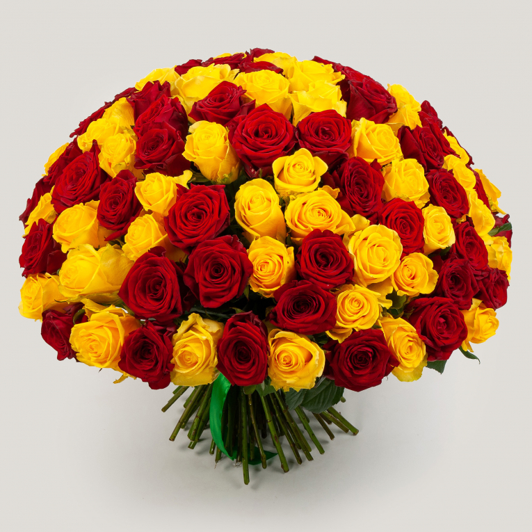 Букет из 151 розы Солнце Индии