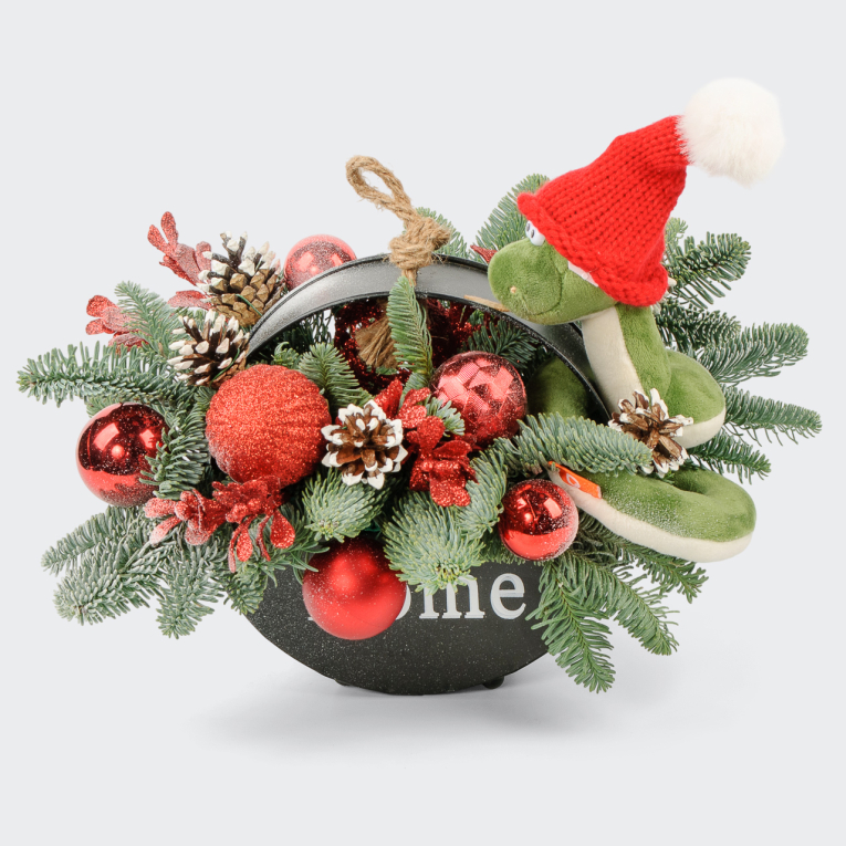 Композиция Змеиный год