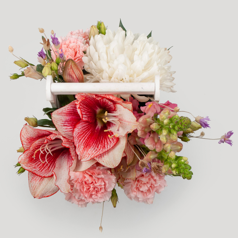 Букет в кашпо Малиновый свет