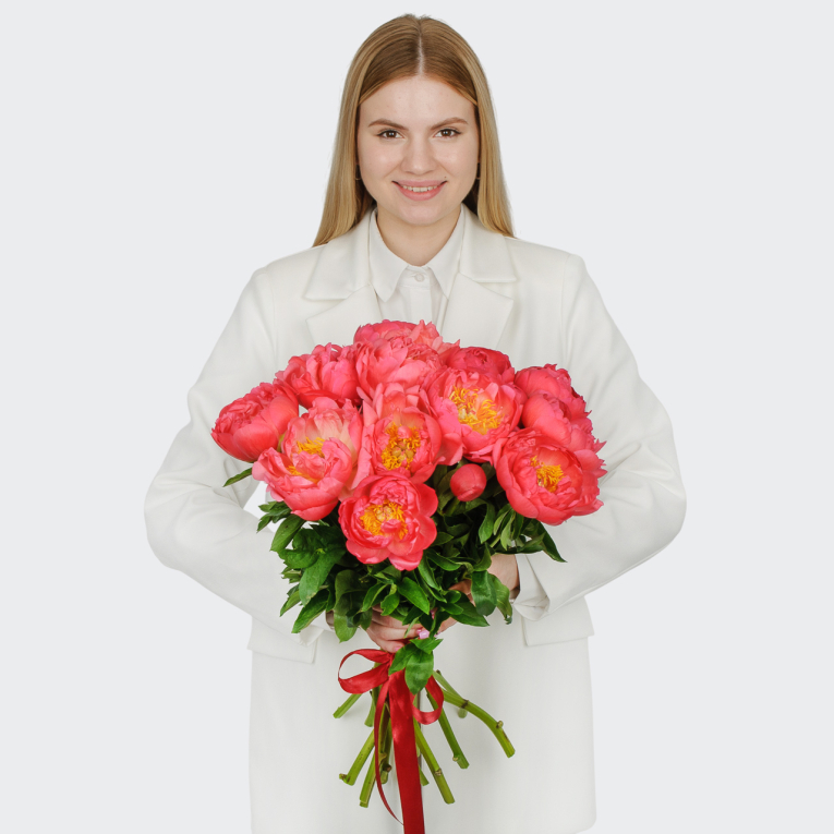 Букет 15 пионов В порыве чувств