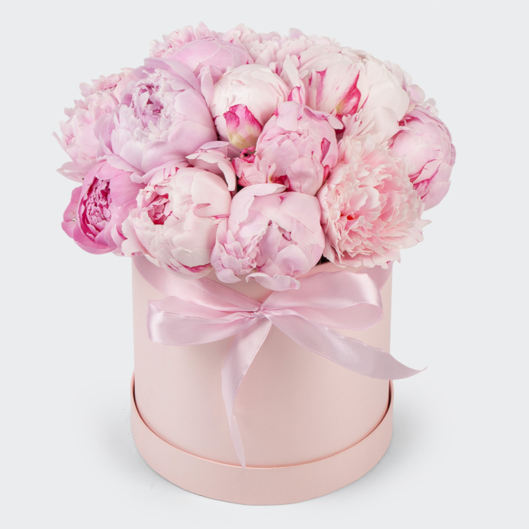 Цветы в коробке 15 комплиментов