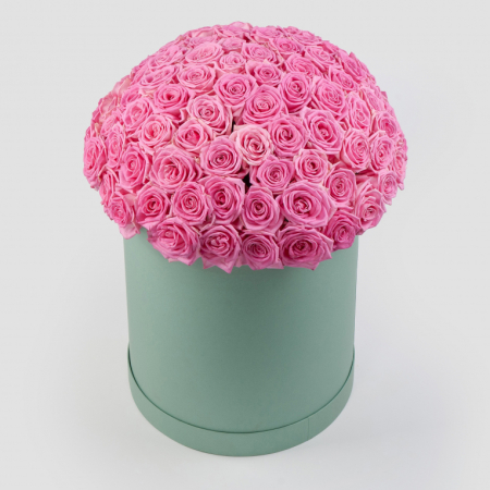 Букет в зеленой коробке Жар сердца (101 роза)