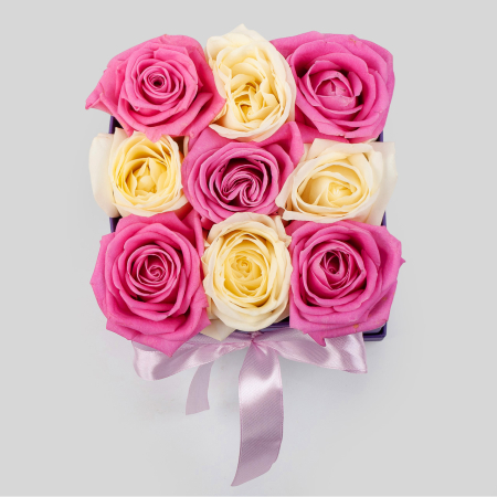 Розы в коробке Игра любви