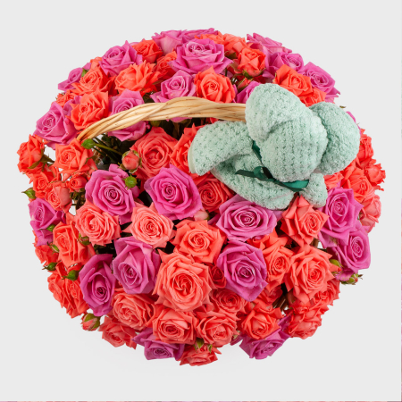 Композиция в корзине Розовая поляна