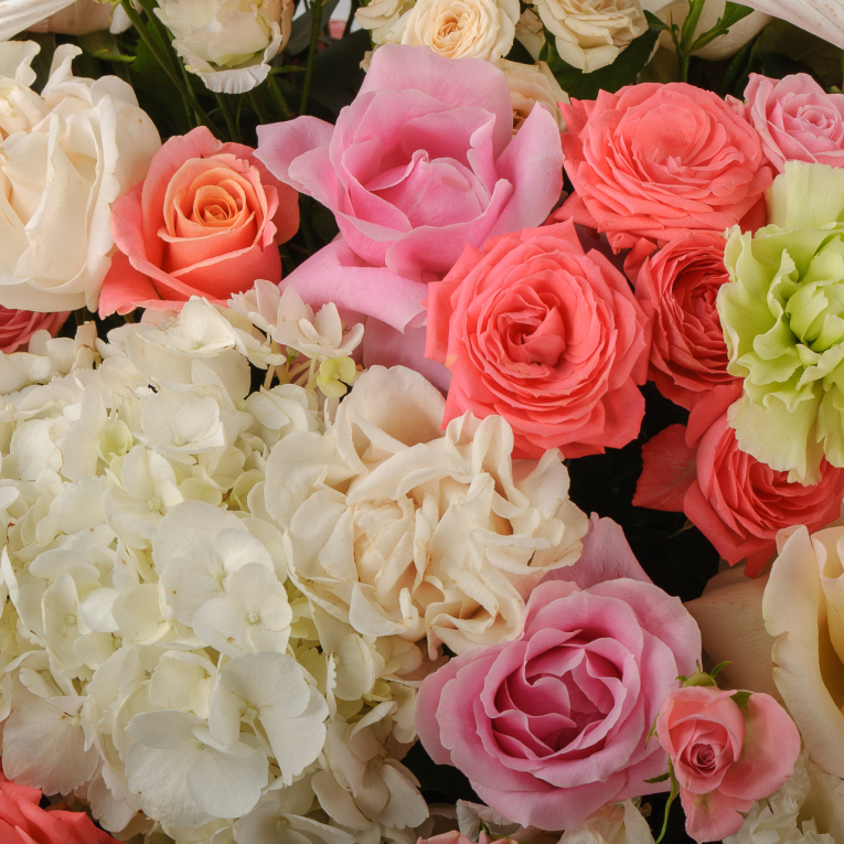 Букет в корзине Влюбленные