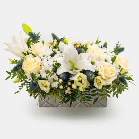 Букет в кашпо Весь белый свет