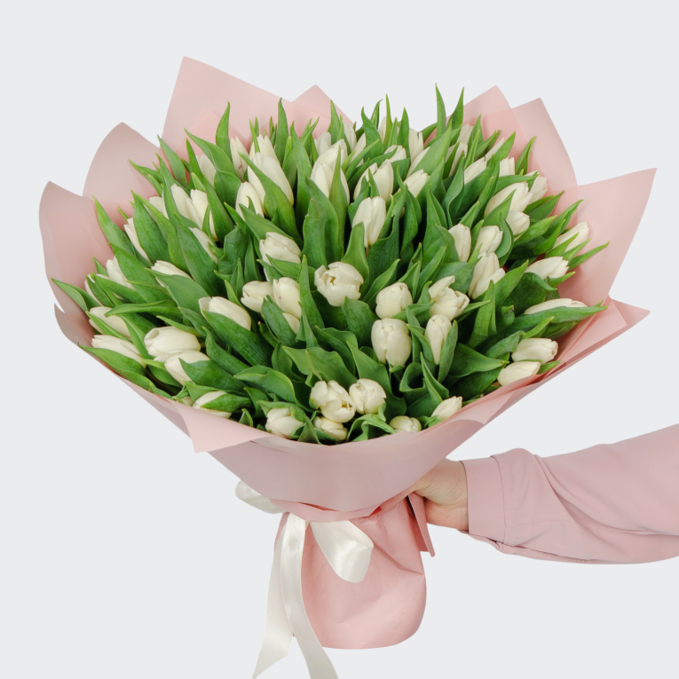 Букет 75 белых тюльпанов