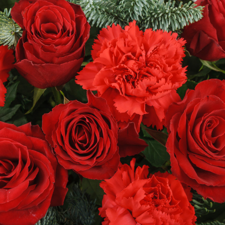 Букет в корзине Зимнее танго