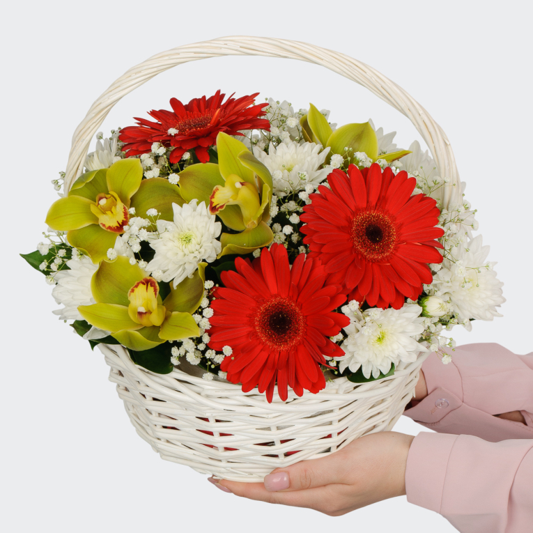 Букет в корзине Лесная тайна