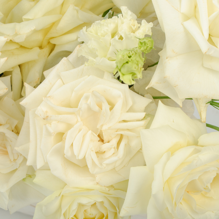 Цветы в корзине Магия утра