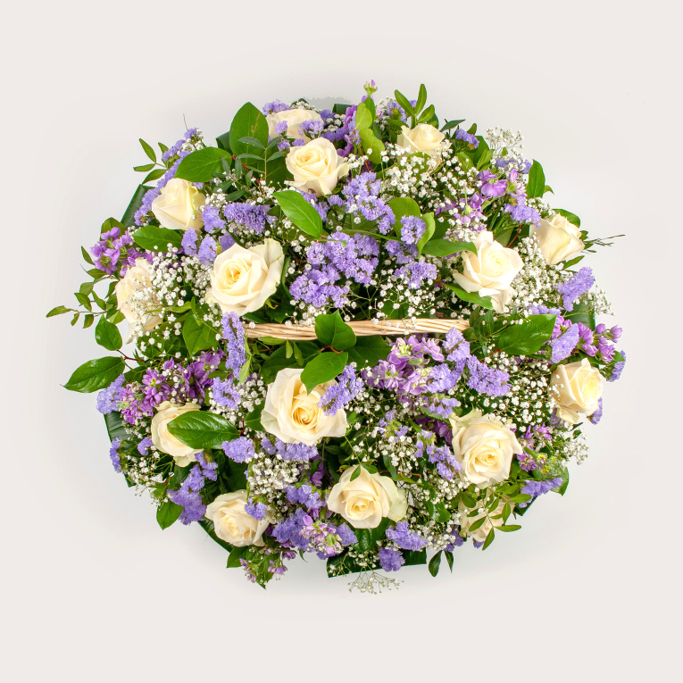 Букет Три поры в корзине