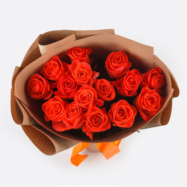 Букет из 15 роз Все начинается с любви