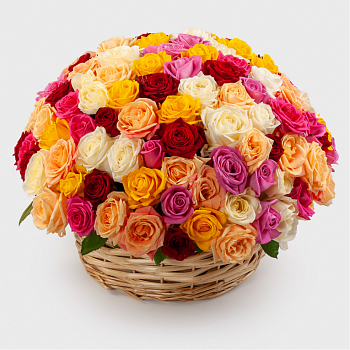 Букет в корзине Остров любви (151 роза)