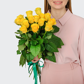 Букет 15 роз Илиос Букет 15 роз Илиос