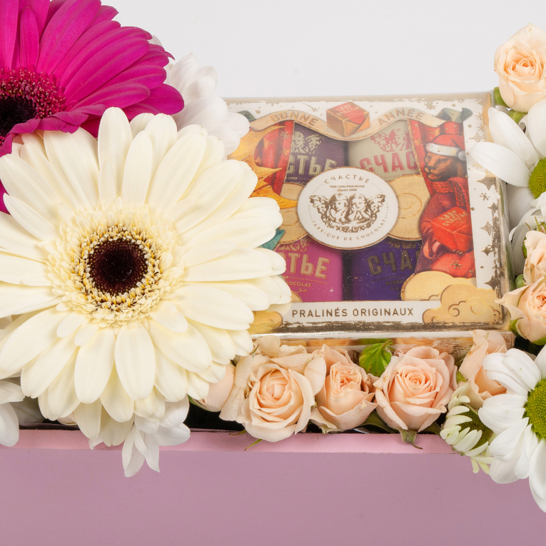 Композиция в кашпо Любовь на десерт