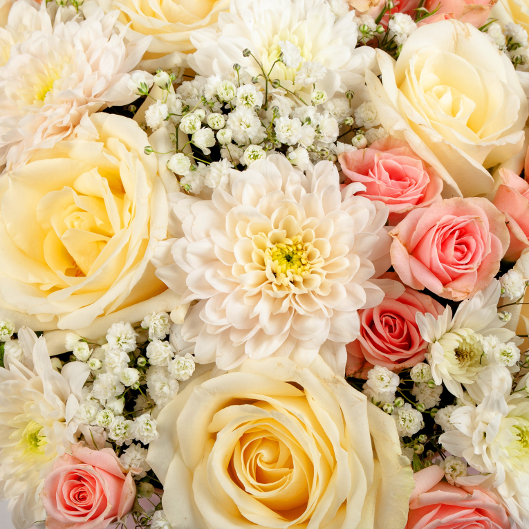 Букет в коробке Цветы и звезды