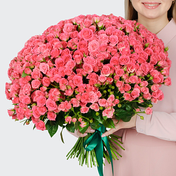 Букет 101 кустовая роза Лидия (50 см)