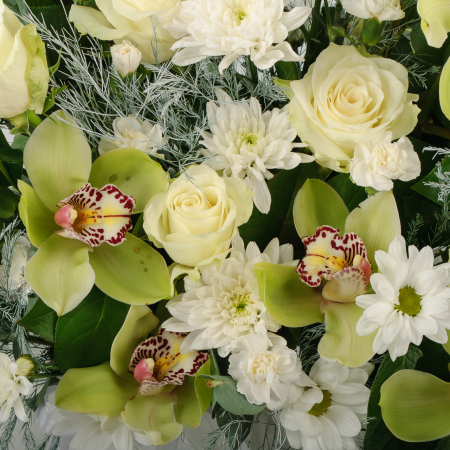 Букет в шляпной коробке Белая птица