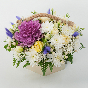 Букет в кашпо Свежая корзинка