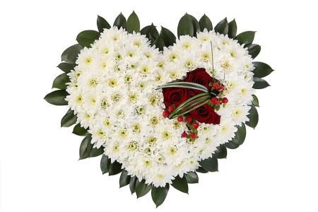 Букет с хризантемами Сейчас и навеки в коробке