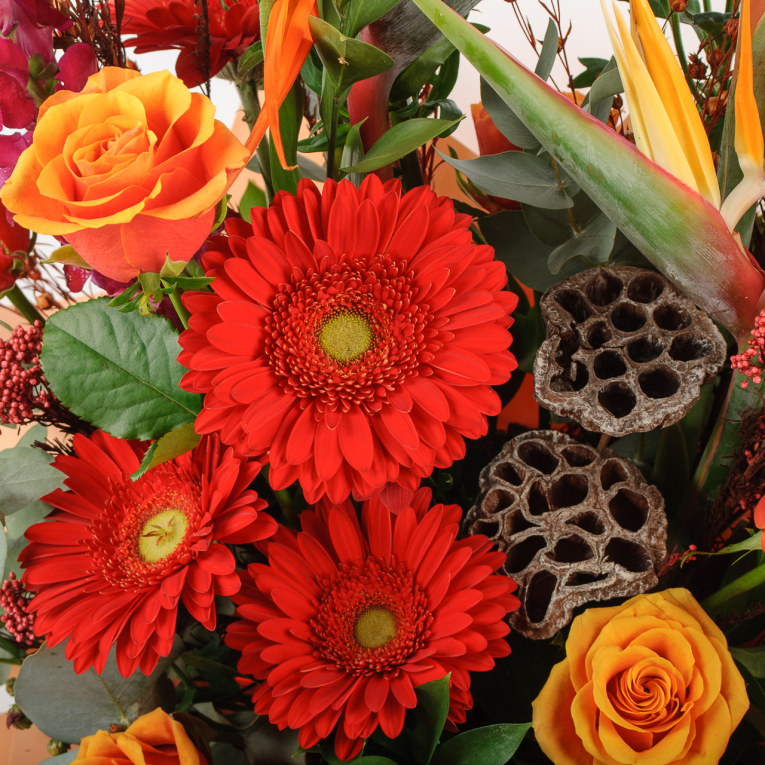 Букет в шляпной коробке Экватор