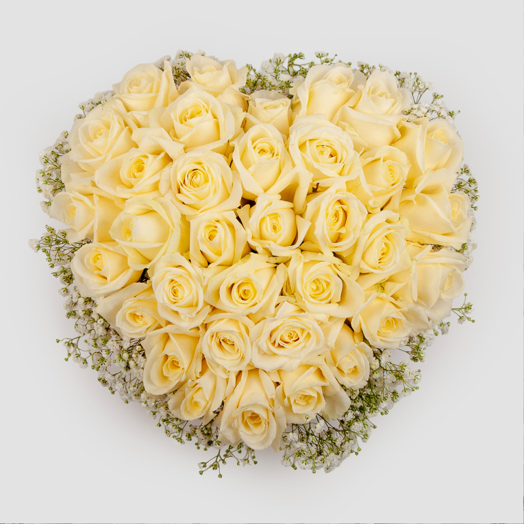 Букет в коробке Сливочное облачко (39 роз)