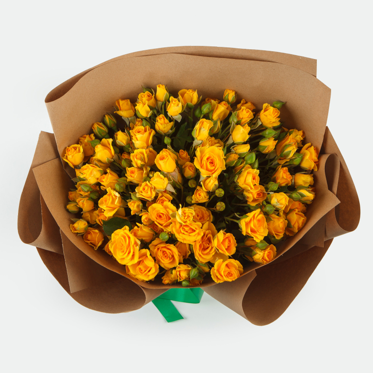 Букет кустовых роз Солнечное настроение