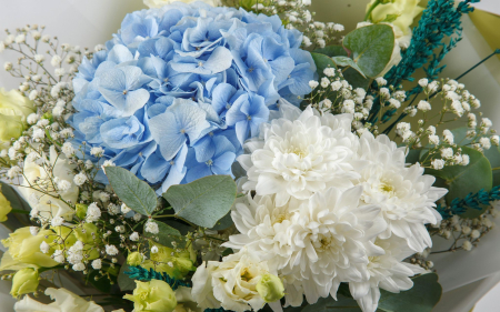Букет с гортензией Фея воздуха