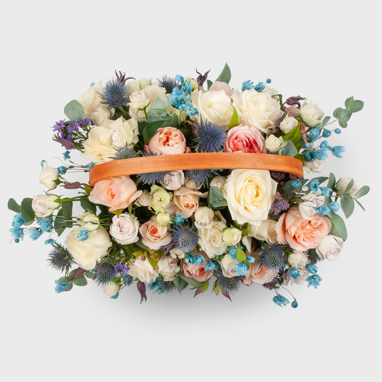 Букет в корзине Небесное лукошко