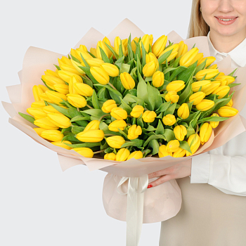 Букет 101 желтый тюльпан