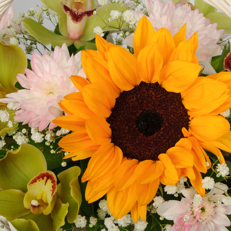 Букет в корзине Золотой ветер