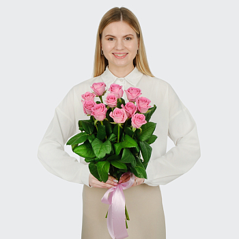 Букет 11 роз Розовая звезда