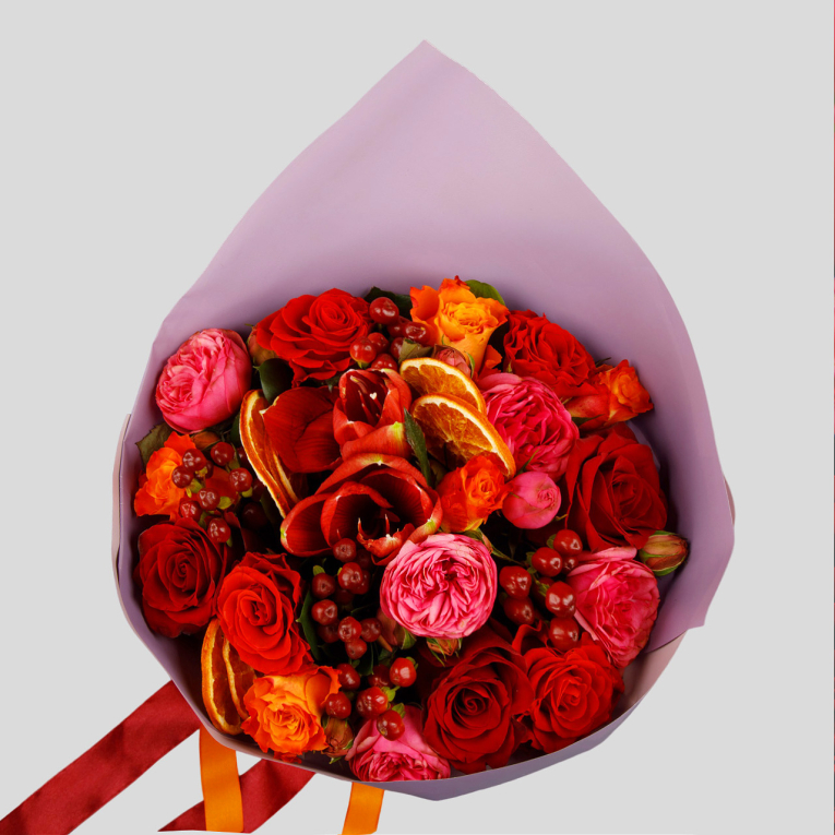 Букет с гиппеаструмами Игра с огнем