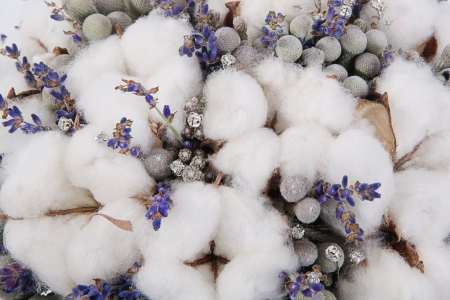 Букет с лавандой Голова в облаках в шляпной коробке