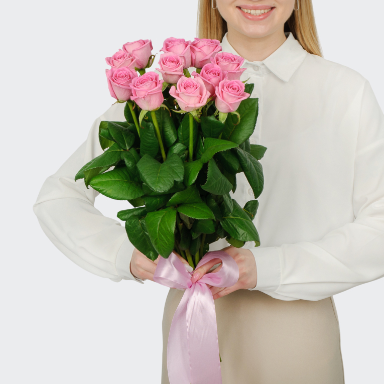 Букет 11 роз Розовая звезда