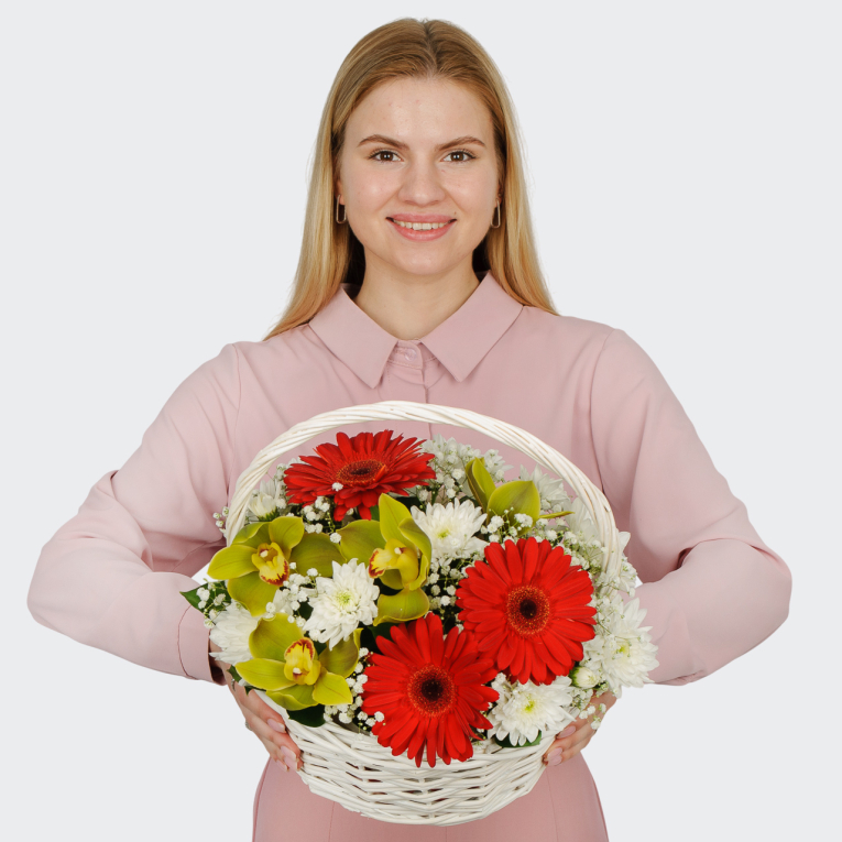 Букет в корзине Лесная тайна