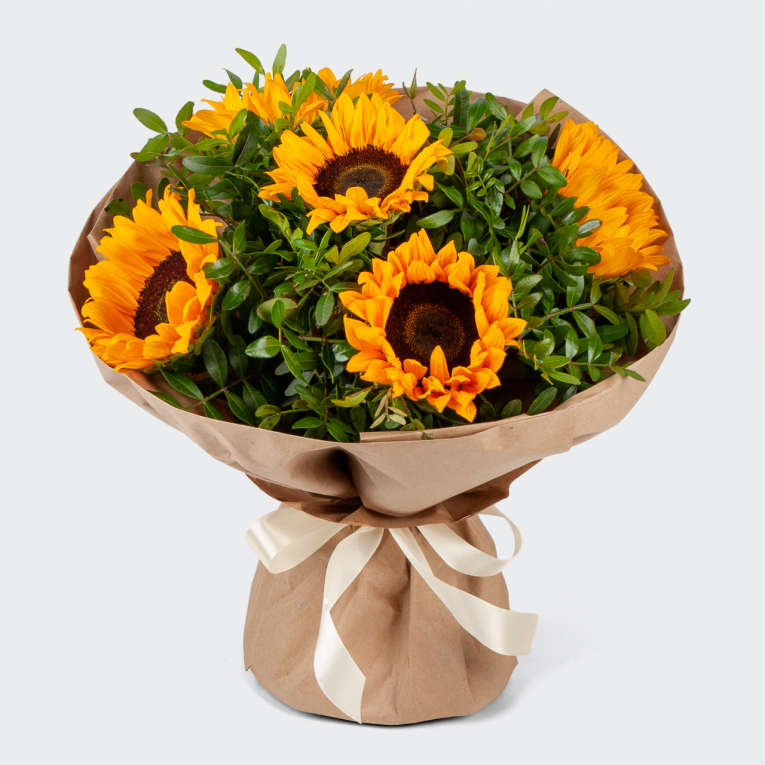 Букет с 5 подсолнухами Звездное лето