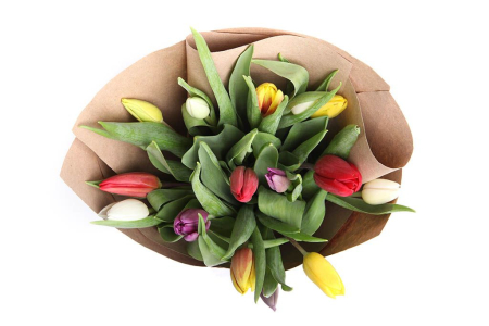 Букет 15 тюльпанов в крафтовой бумаге, микс