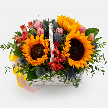 Букет Поцелуй солнца в корзинке