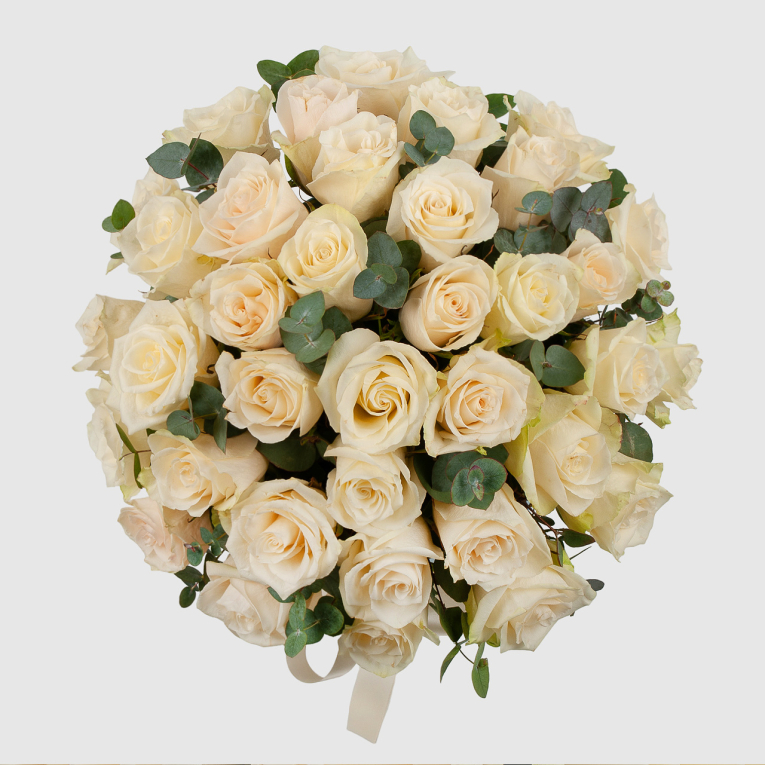 Цветы в коробке Под прозрачной дымкой