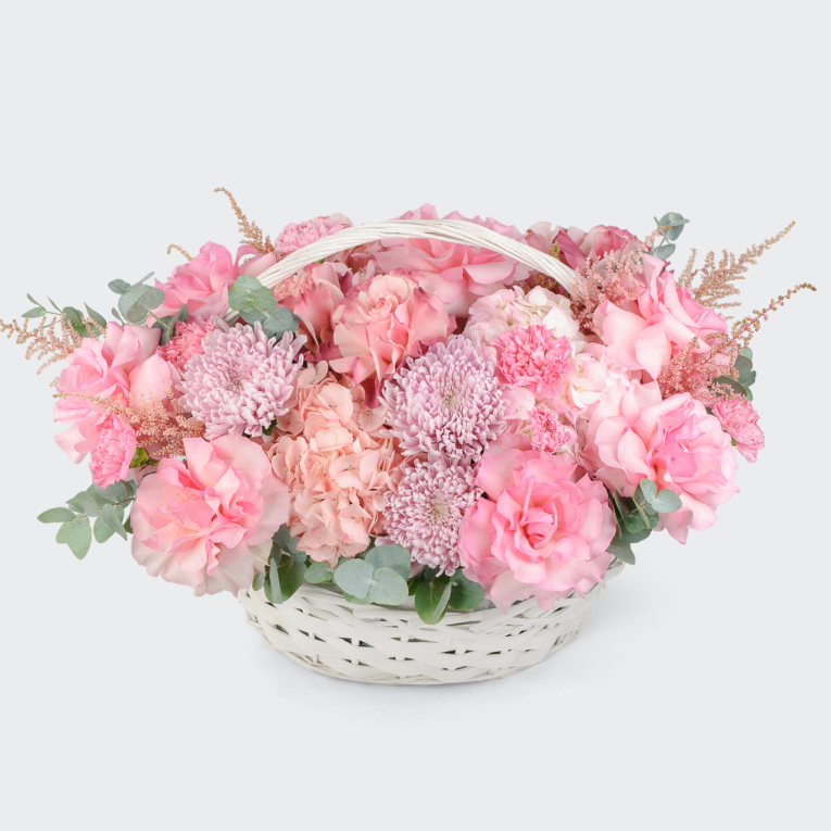 Букет в корзине Клубничный мусс