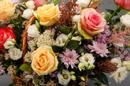 Букет в корзине Земля любви