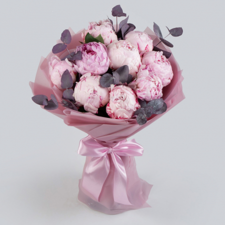 Букет из 9 пионов Изабель