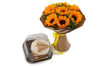 Букет с подсолнухами Солнечное лето + торт «Пломбир»