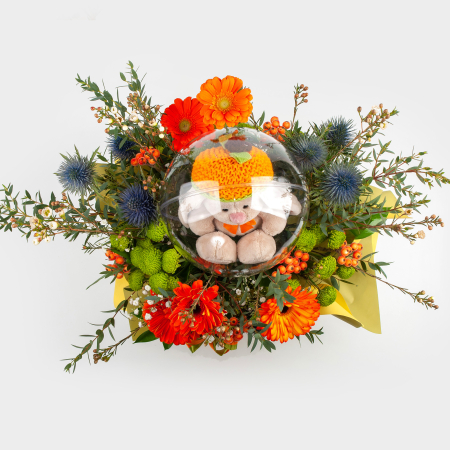 Композиция с игрушкой По следу кролика