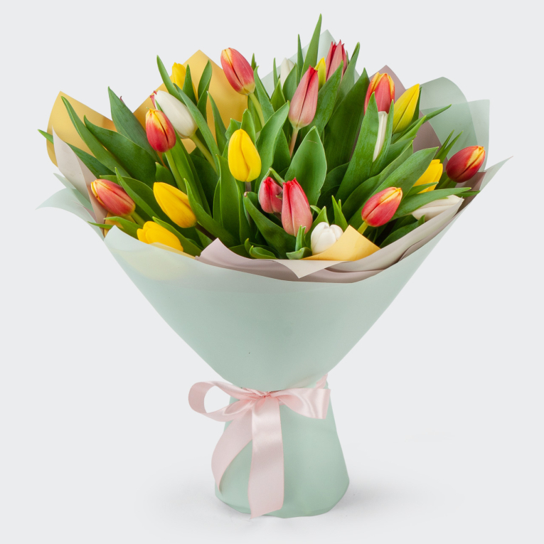 Букет 25 тюльпанов Лучики солнца