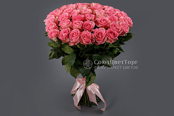 Букет 51 роза Свит Юник