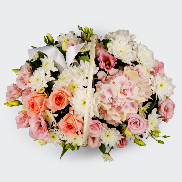 Букет в корзине Не только сказки